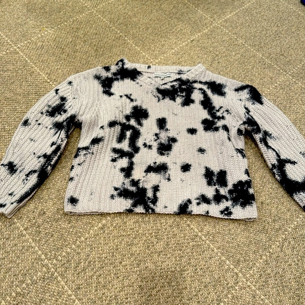 Central Park west kids sweater. Stone/gray with ink/black tie dye size 12